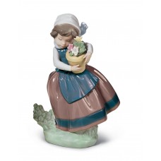 Lladro статуэтка "Девочка с горшком цветов"